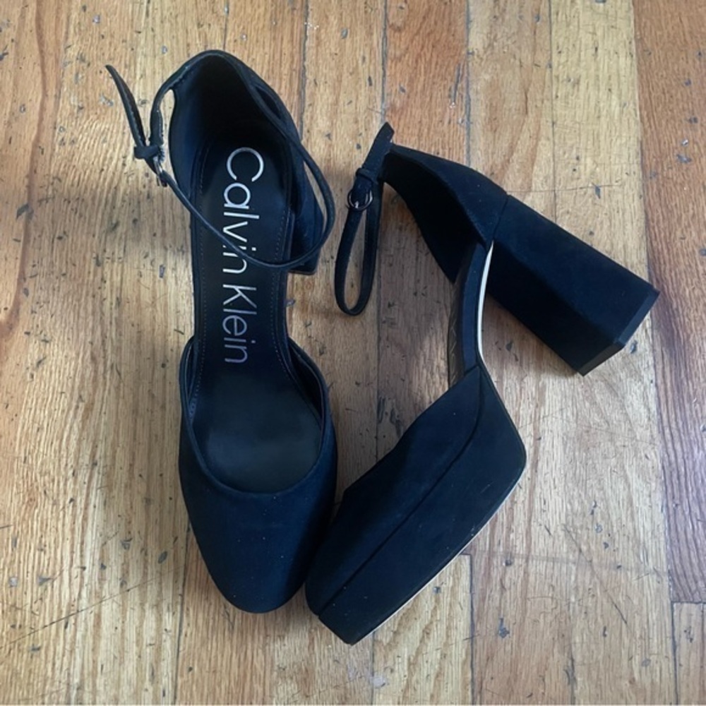 Calvin Klein Black Suede Platform Pumps Size 10